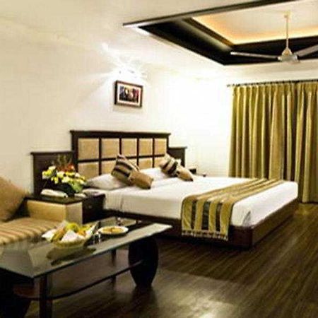 Hotel Parkland Chirag Enclave Nové Dillí Exteriér fotografie