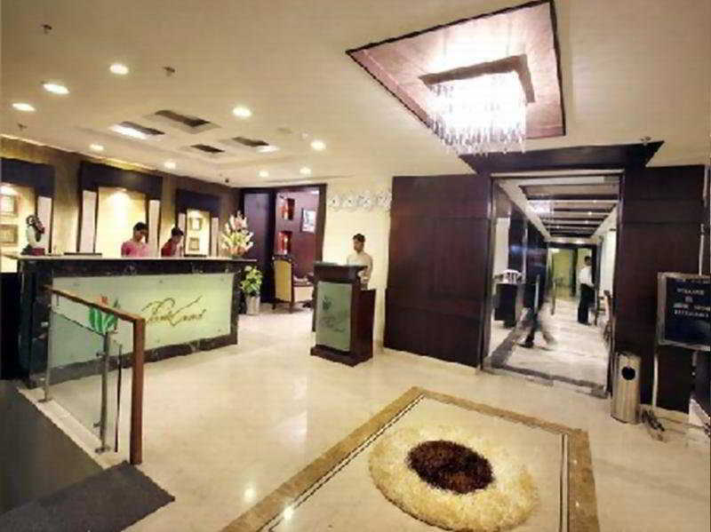 Hotel Parkland Chirag Enclave Nové Dillí Exteriér fotografie