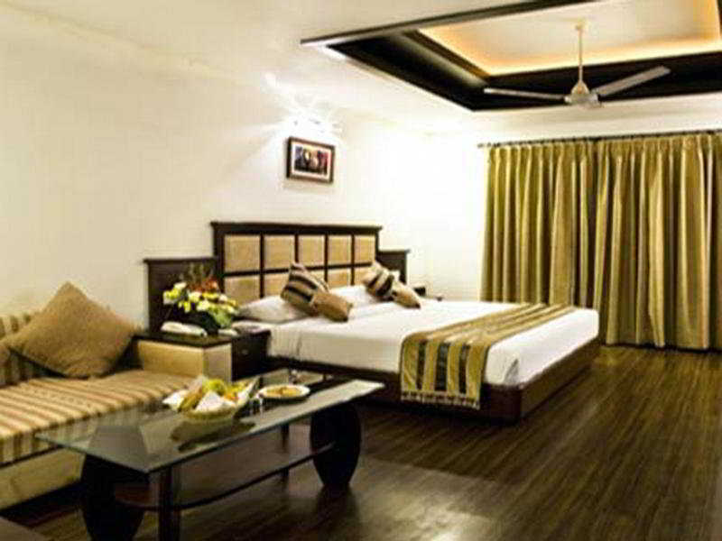 Hotel Parkland Chirag Enclave Nové Dillí Exteriér fotografie